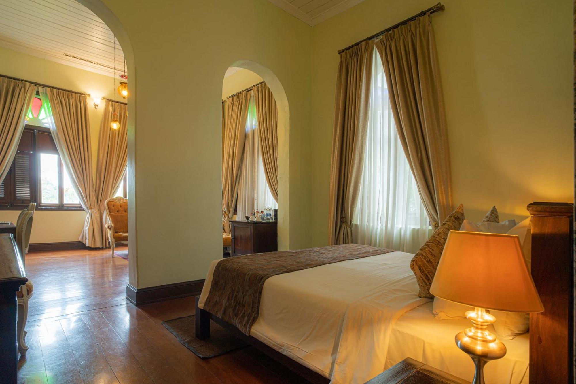 Praya Palazzo (Adults Only) Hotell Bangkok Exteriör bild